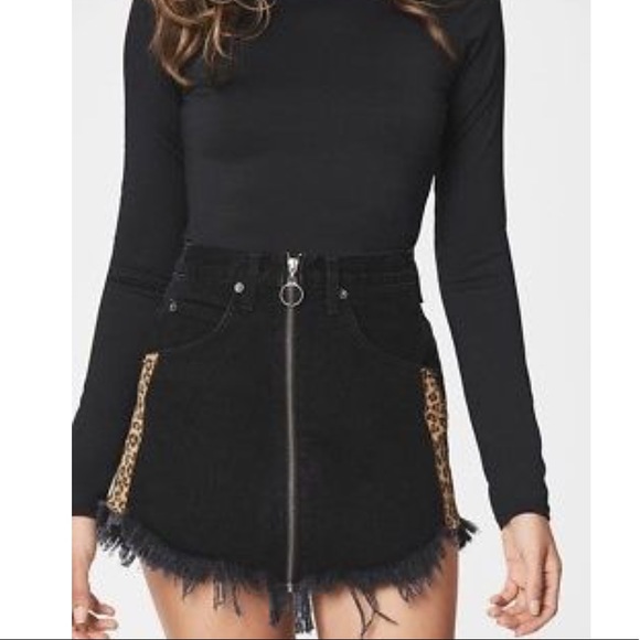 LF Dresses & Skirts - LF carmar cheetah frayed zip front denim skirt